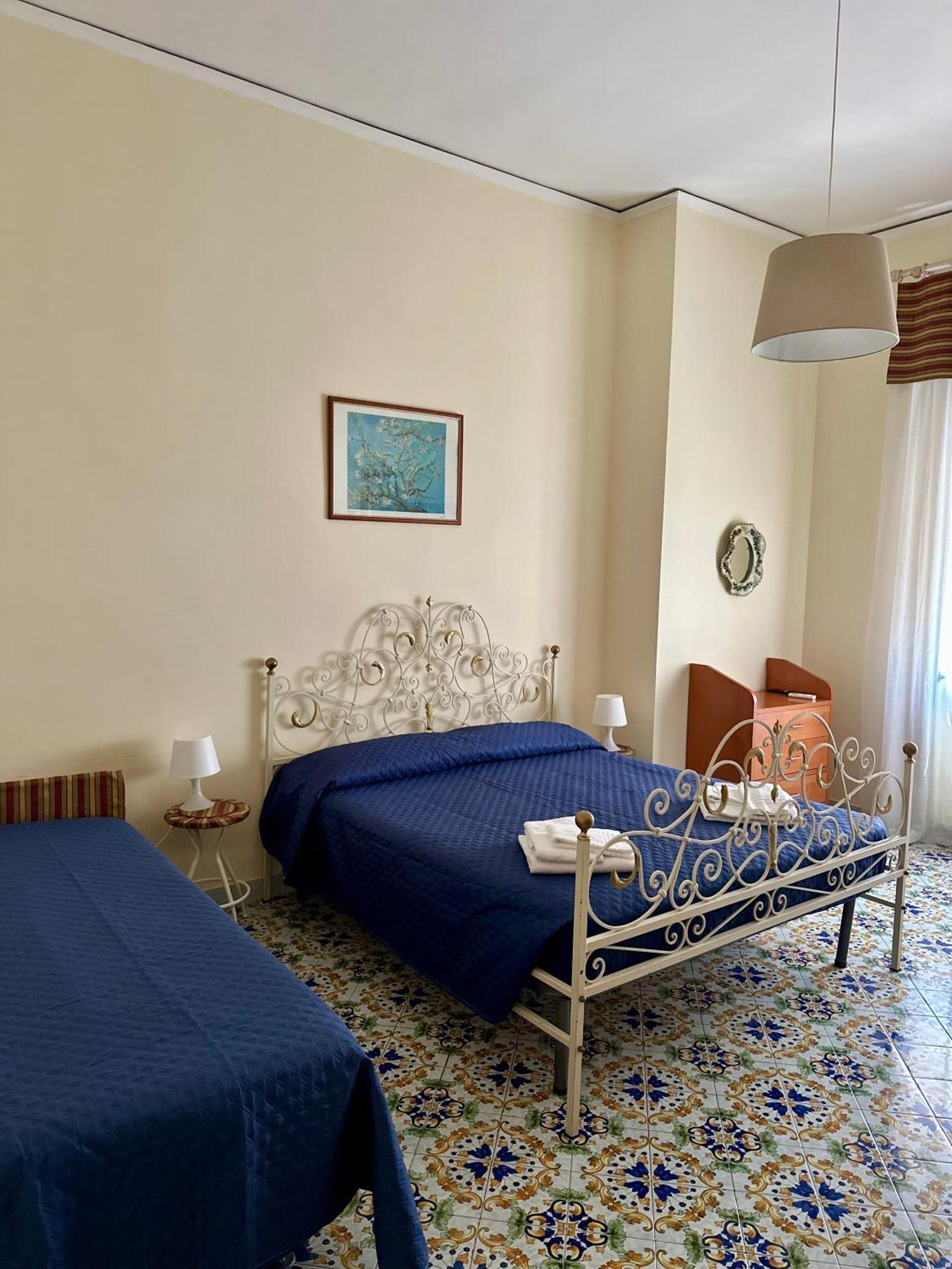 Maman Suite, City Center Near Molo Beverello Napoli Eksteriør bilde