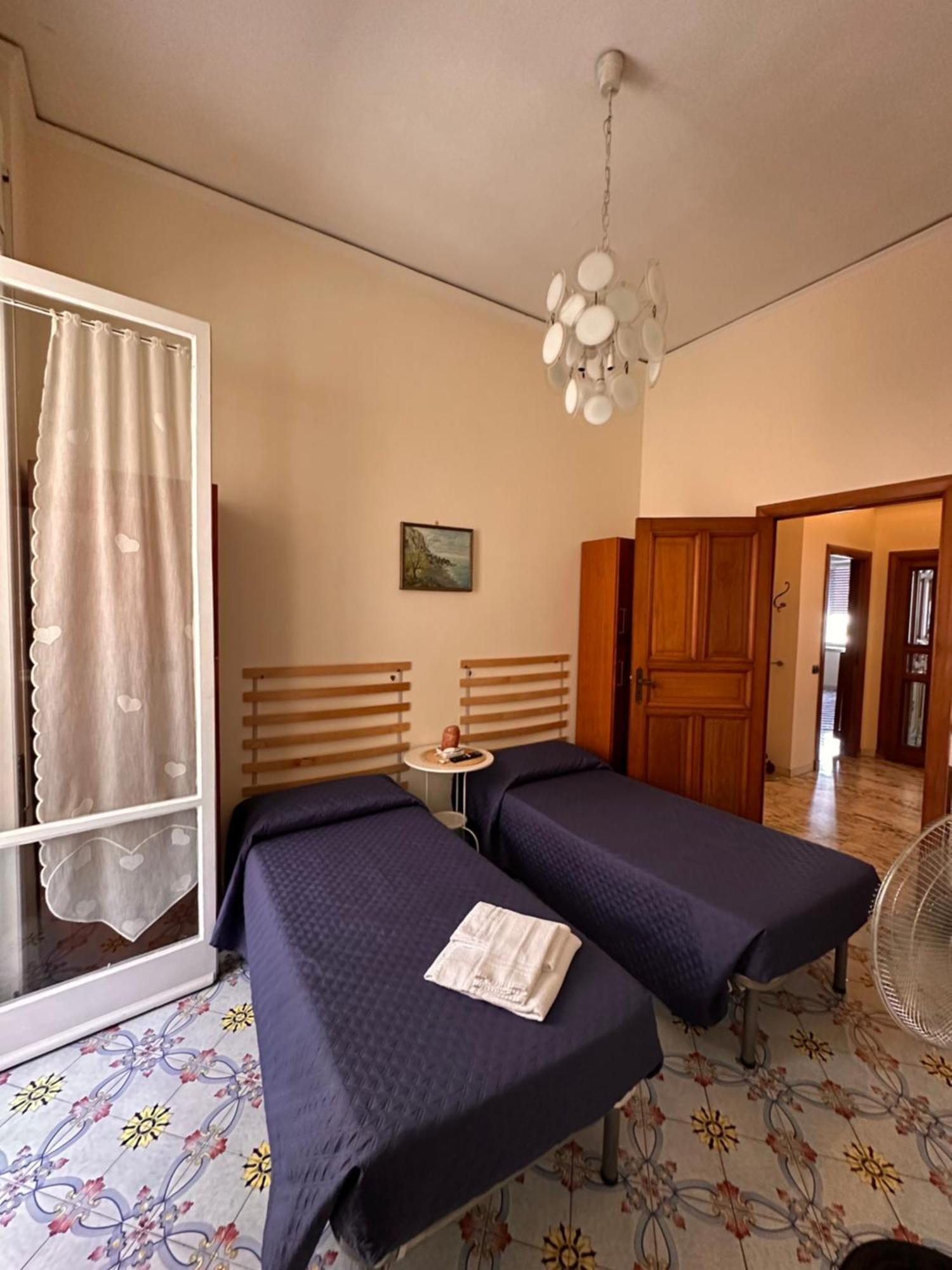 Maman Suite, City Center Near Molo Beverello Napoli Eksteriør bilde